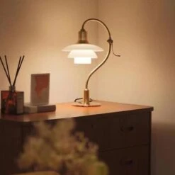 Metal Unique Shape Desk Light Modern Style -Demolights Sales Store DL10349MetalUniqueShapeDeskLightModernStyle 1 f9d25582 547f 43fc a3c3 e727205da3ac