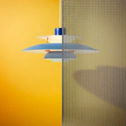 Nordic Metal Pendant Light Creative Lighting Fixture -Demolights Sales Store DL3010759 3