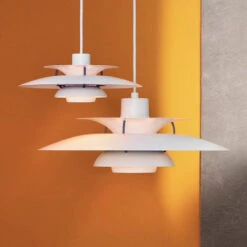 Nordic Metal Pendant Light Creative Lighting Fixture -Demolights Sales Store DL3010759 4