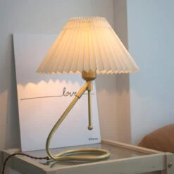 Nordic Vintage White Brass Wall Lamp Pleated Table Lamp Shade