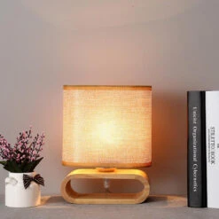 Creative Solid Wood Small Tank Table Lamp